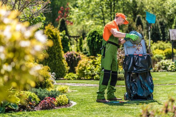 Cost of Lawn Cleaning Service in Midland